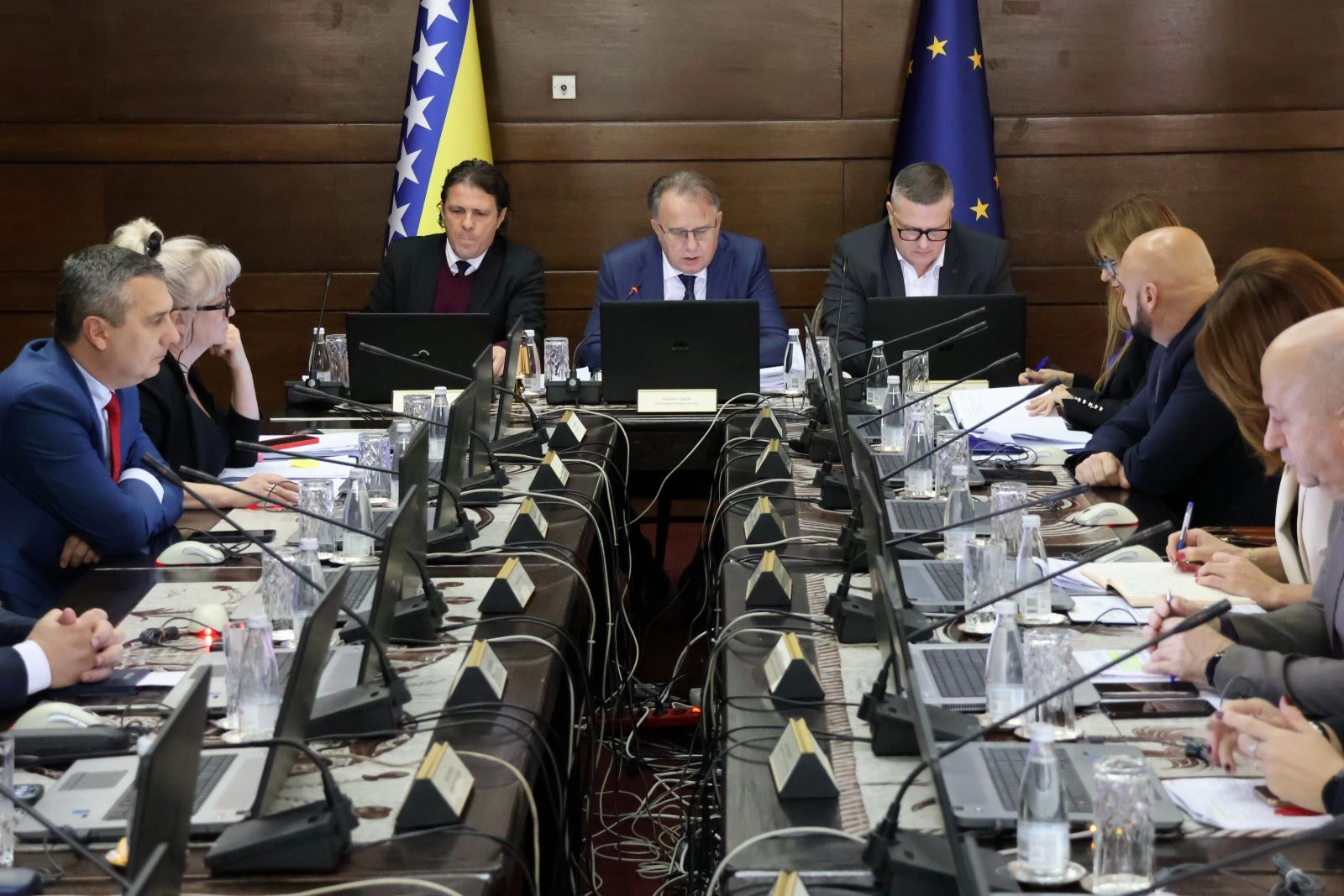 Vlada FBiH: Međunarodne finansijske institucije spremne pomoći u obnovi nakon poplava i klizišta